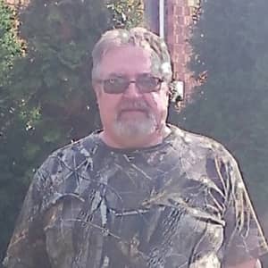 Sitter Profile Image: Daniel & Holly L.