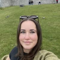 Sitter Profile Image: Devon R.