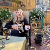 Sitter Profile Image: Lynn K.