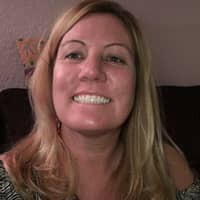 Sitter Profile Image: Lynn C.