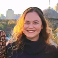 Sitter Profile Image: Sarah M.