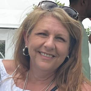 Sitter Profile Image: Caren D.