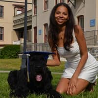 Sitter Profile Image: Raven C.