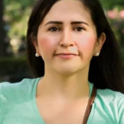 Sitter Profile Image: Andrea M.