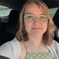 Sitter Profile Image: Agne B.