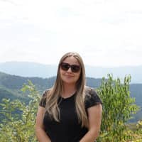 Sitter Profile Image: Paulina K.