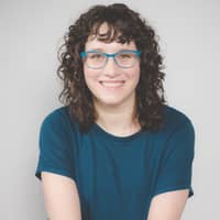 Sitter Profile Image: Darcy L.