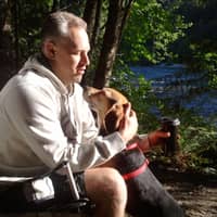 Sitter Profile Image: Todd S.