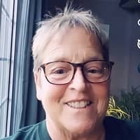 Sitter Profile Image: Joni N.