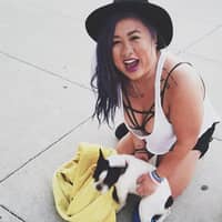 Sitter Profile Image: Elise V.