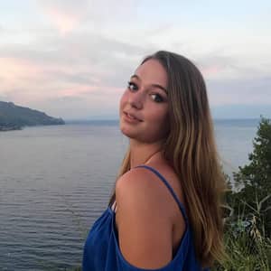 Sarah T.
