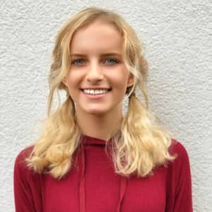 Laya-Vivian K.