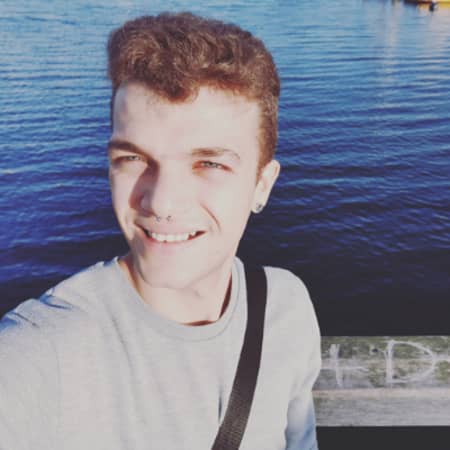 Dominik B.