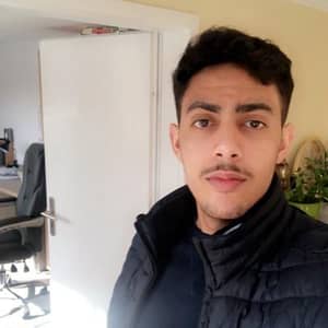 Hakim R.