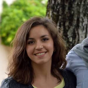 Estelle F.