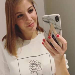 Andréa G.