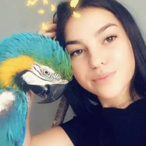 Lena F.