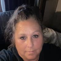 Julie P.'s profile image
