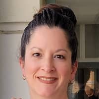 Lisa R.'s profile image