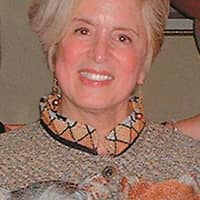 Essie D.'s profile image